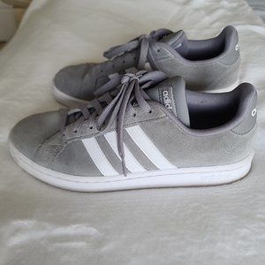 Mens Size 9 Adidas Casual Sneaker